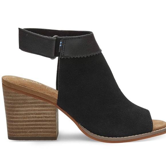 Toms Grenada Size 9.5  100% Suede Peep Toe Sandals Stacked Heels Black - Picture 1 of 8